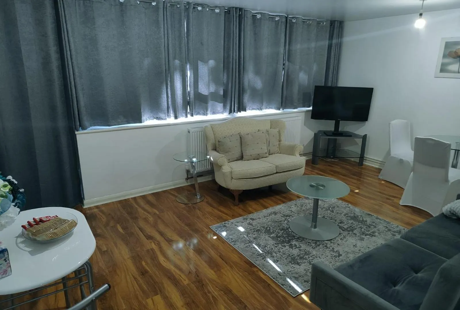 ロンドンUrban Oasis With Private Terraceアパートメント アパート